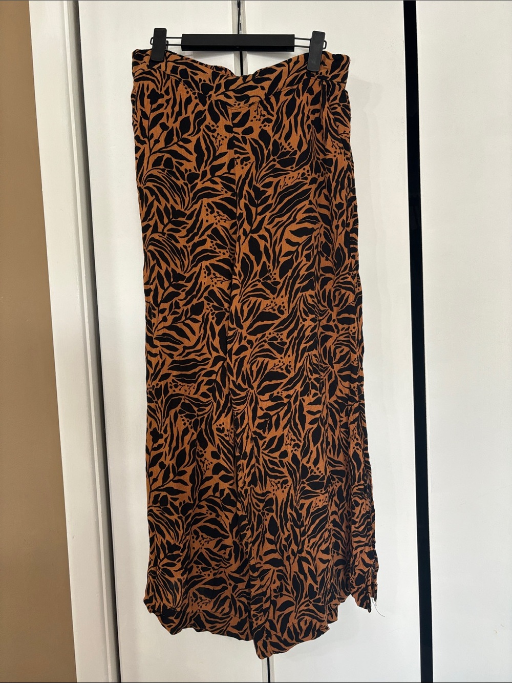Jessica Simpson high rise elastic waist print pants